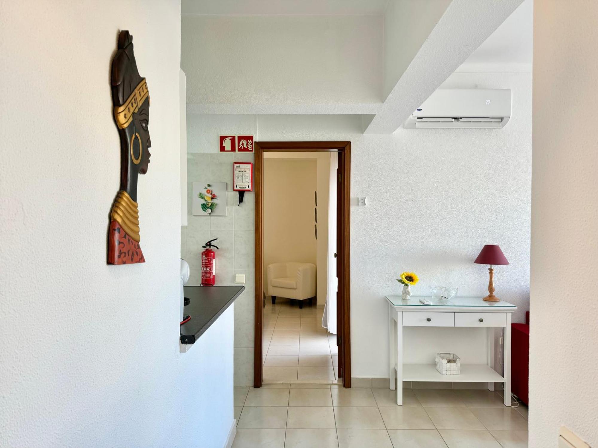 Apartment Algarve - Beach Front - Free Wifi - Air Con Armacao de Pera Exterior photo